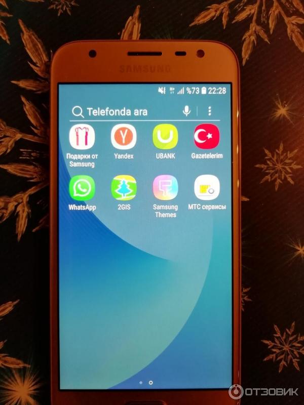 Смартфон Samsung Galaxy J3 2017 фото