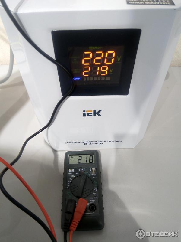 Стабилизатор напряжения IEK Boiler 0,5 кВА фото