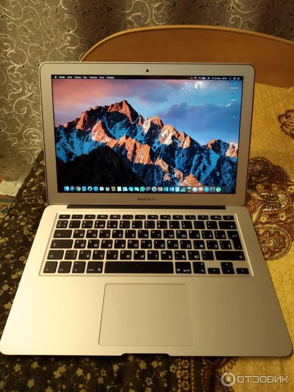 Ноутбук Apple MacBook Air 13 2017 фото