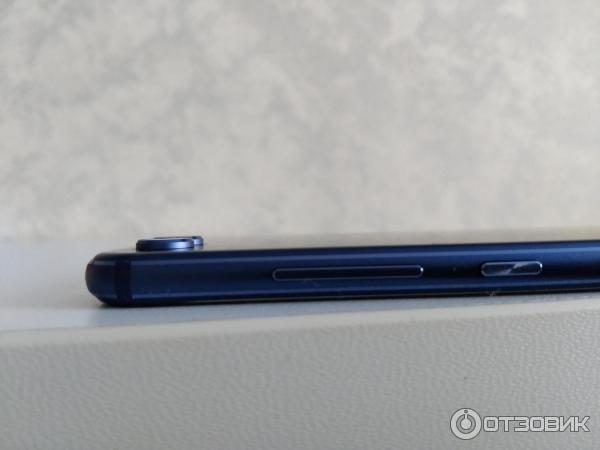 Смартфон Huawei Honor V10 фото