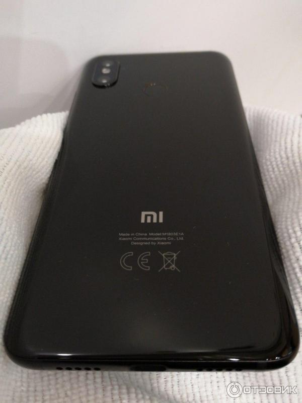 Смартфон Xiaomi Mi8 фото