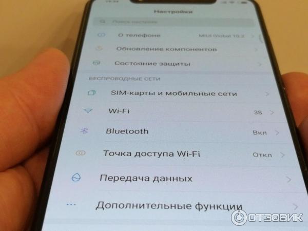 Смартфон Xiaomi Mi8 фото