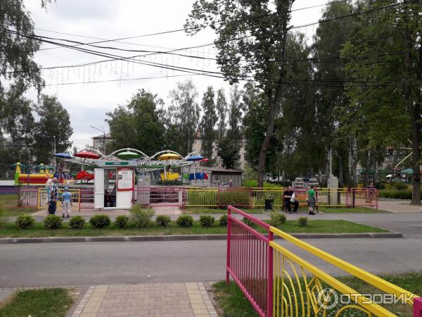 В комсомольском парке тула. Комсомольский парк Тула. Комсомольский парк Тула аттракционы.