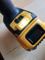 Гайковерт ударный аккумуляторный DeWALT DCF899 P2 фото