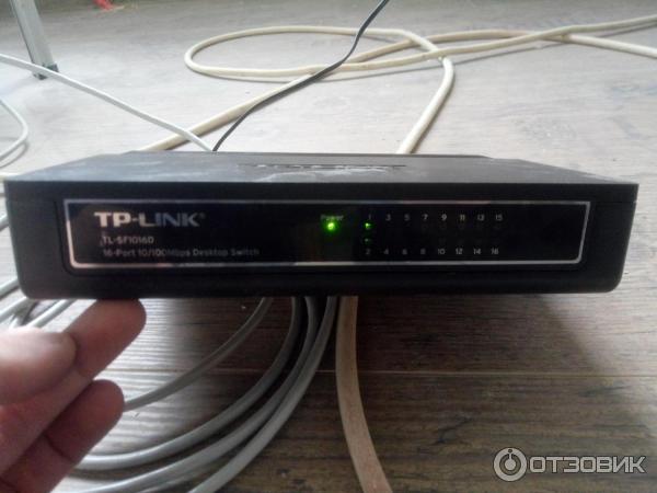 Коммутатор TP-Link TL-SF1016D фото