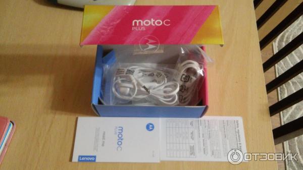 Смартфон Motorola Moto C Plus XT1723 фото