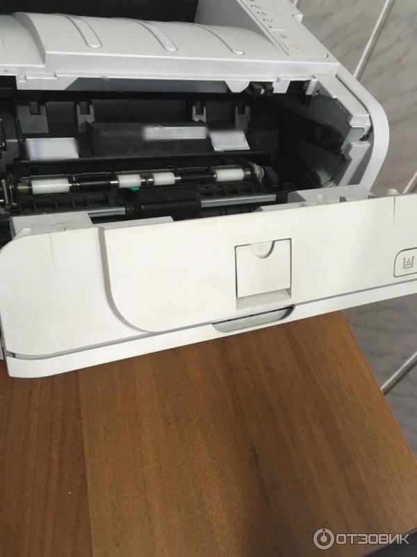 Лазерный принтер HP LaserJet P2035 фото