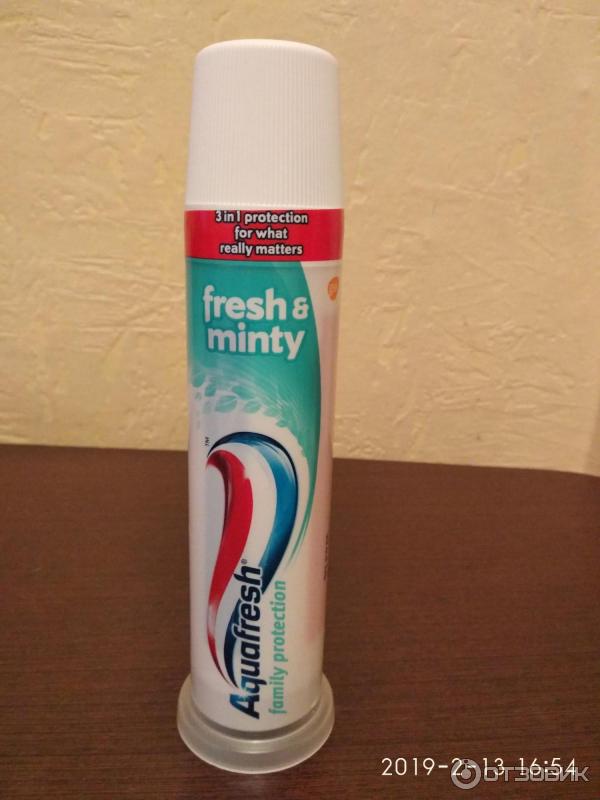 Зубная паста Aquafresh Fresh & Minty Family Protection фото