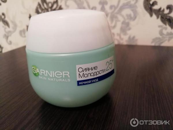 Крем для лица Garnier Сияние молодости 25+ ночной уход фото