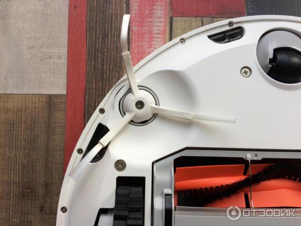 Робот-пылесос Xiaomi Mi Robot Vacuum Cleaner SDJQR01RR фото