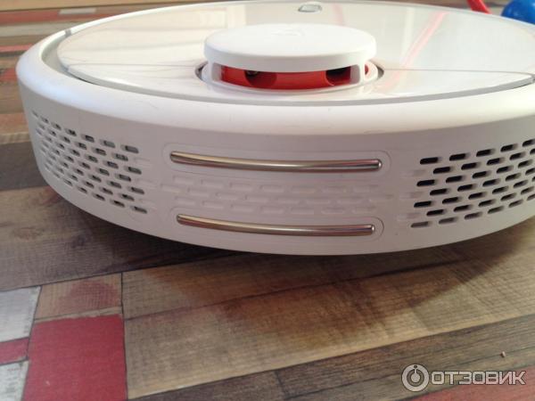 Робот-пылесос Xiaomi Mi Robot Vacuum Cleaner SDJQR01RR фото