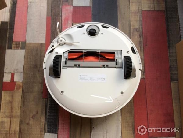 Робот-пылесос Xiaomi Mi Robot Vacuum Cleaner SDJQR01RR фото