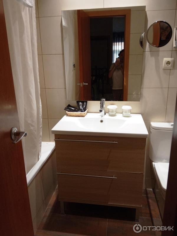 Отель Acta Azul Hotel Barcelona фото