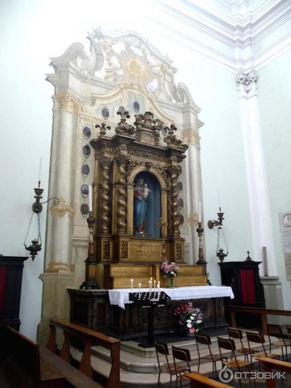 Коллегиальная церковь Chiesa Collegiata (Италия, Сантарканжело-ди-Романья) фото