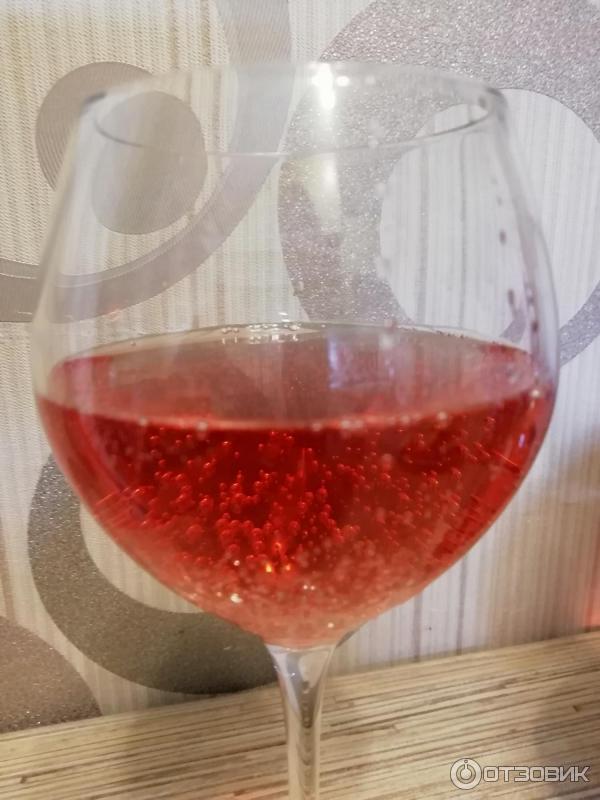 Вино полусухое Sogrape Vinhos Mateus Rose фото