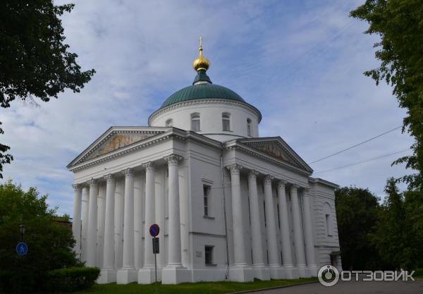 Набережная реки Волги (Россия, Ярославль) фото