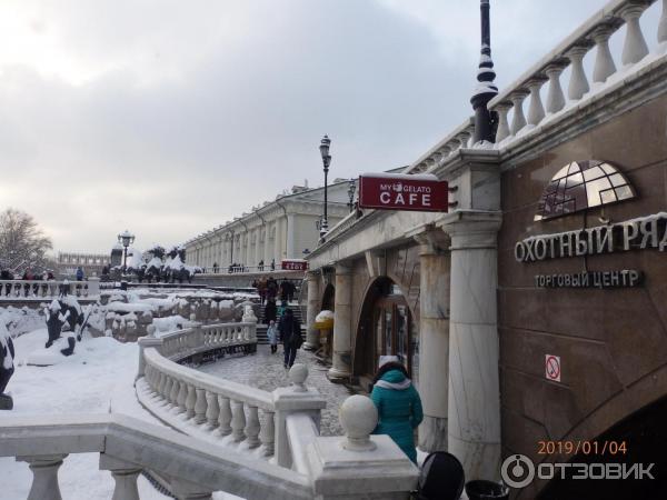 Площадь Манежная (Россия, Москва) фото