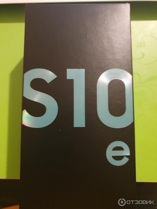 Смартфон Samsung Galaxy S10e фото