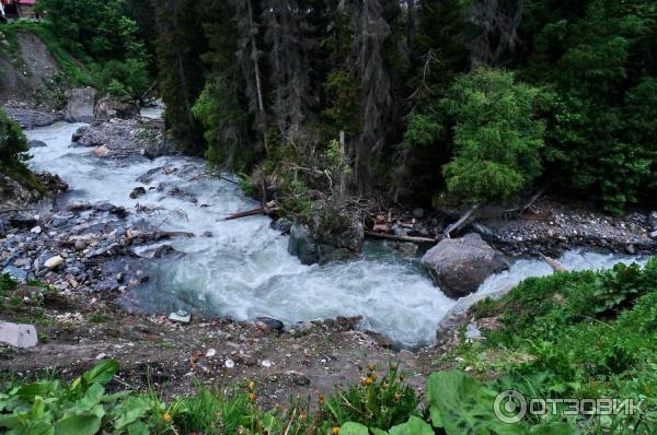 Отдых в пос. Домбай (Россия, Карачаево-Черкессия) фото