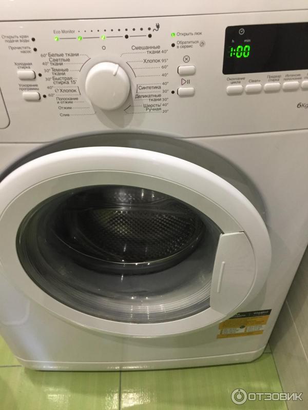 Стиральная машина Whirlpool AWW 61200 фото