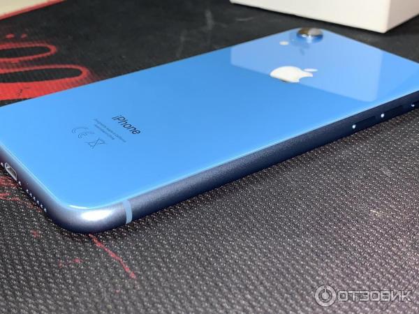 Смартфон Apple iPhone XR фото