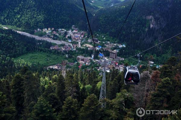 Канатная дорога в пос. Домбай (Россия, Карачаево-Черкессия) фото