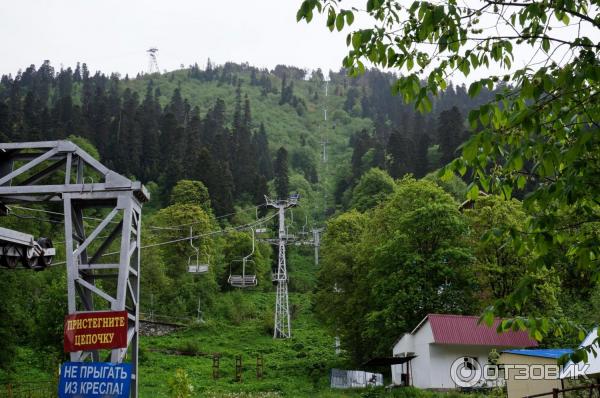 Канатная дорога в пос. Домбай (Россия, Карачаево-Черкессия) фото