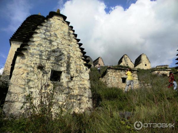 Экскурсия по г. Даргавс (Россия, Северная Осетия) фото