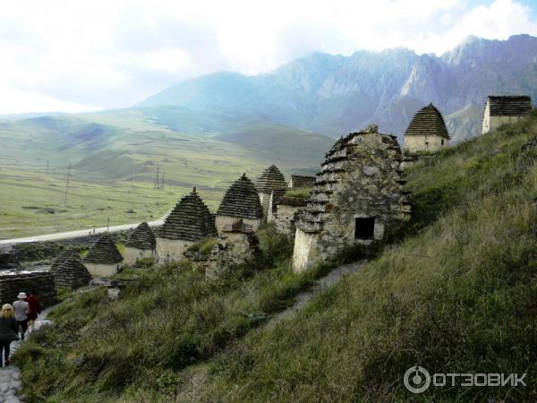 Экскурсия по г. Даргавс (Россия, Северная Осетия) фото