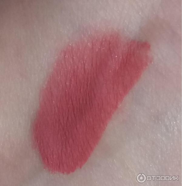 Матовая помада Inglot Lip Tint Matte фото