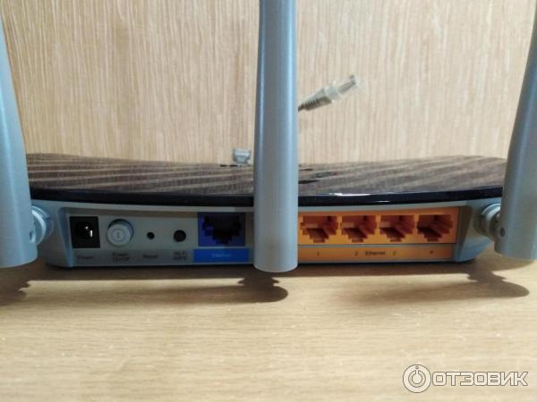 Беспроводной маршрутизатор TP-Link Archer C20 (RU) фото