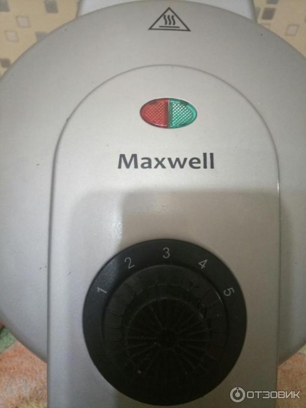 Вафельница Maxwell MW-1571 SR фото