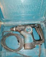 Перфоратор Makita HR2470