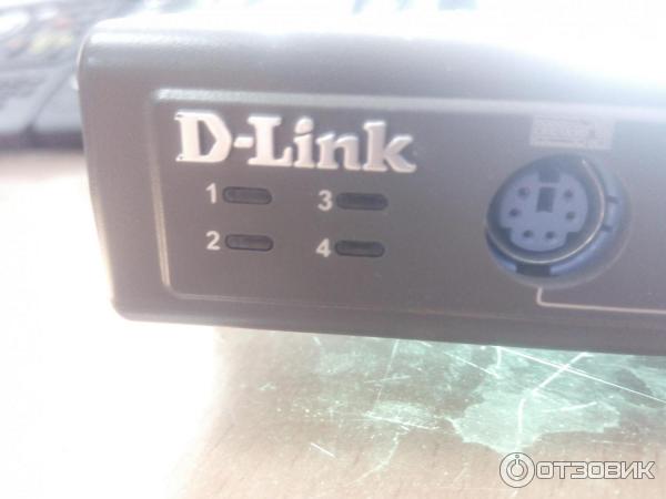 KVM переключатель D-Link DKVM-4K фото