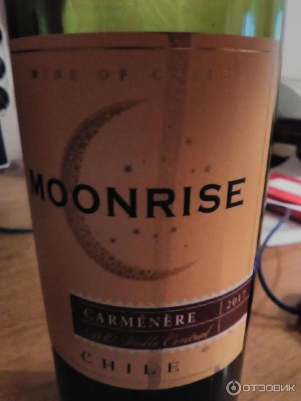 Вино красное сухое Moonrise Carmenere фото