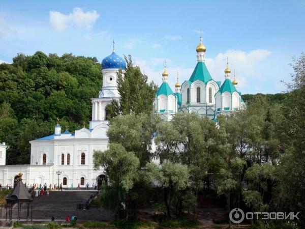 Птичник Святогорской Лавры (Украина, Донецкая область) фото