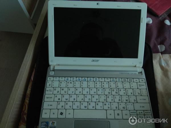 Нетбук Acer Aspire One D270 фото