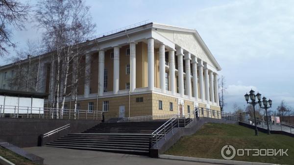 Старое фото дворца юбилейный в воткинске