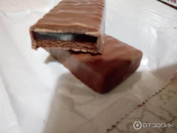 Молочный шоколад Roshen Tidbit Cherrry Brownie фото