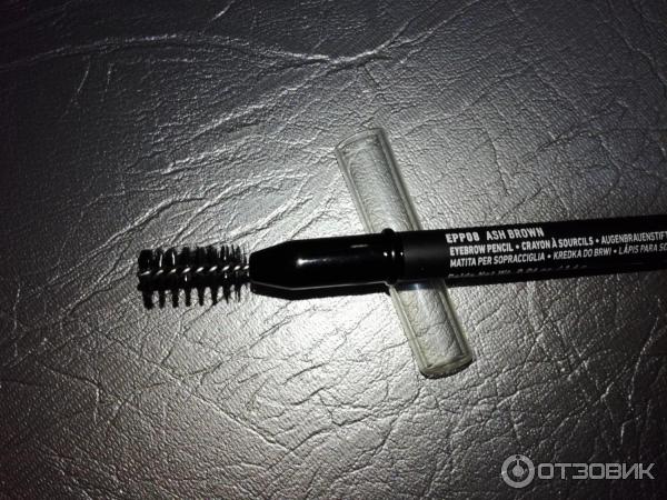 Карандаш для бровей Nyx Eyebrow Powder Pencil фото