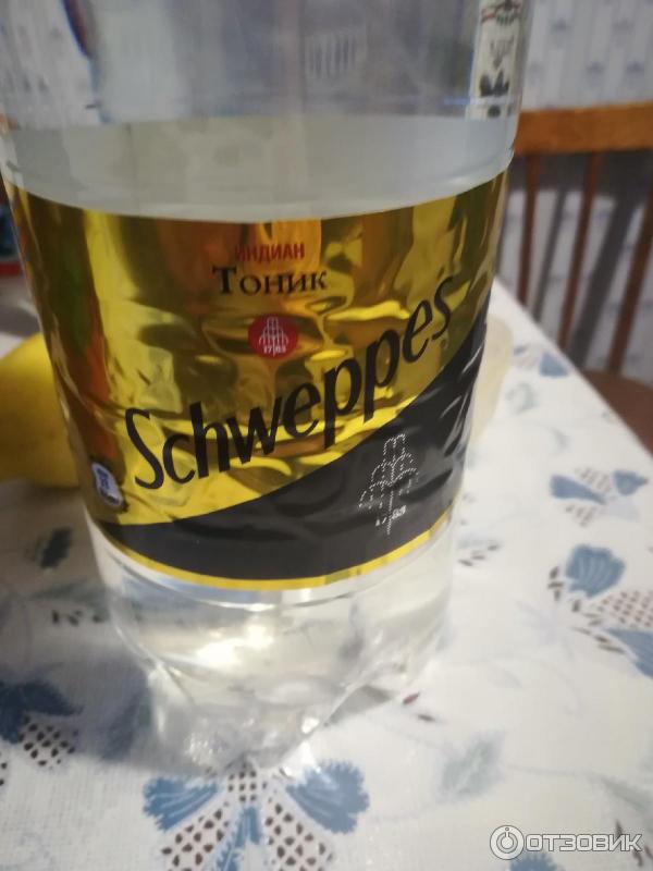 Сильногазированный напиток Schweppes Indian Tonic фото