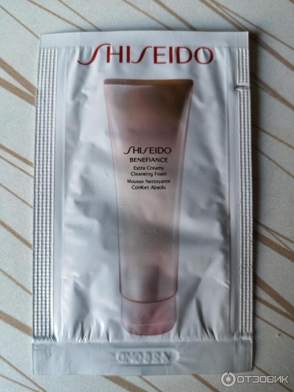 Очищающий мусс Shiseido Benefiance Cleansing foam mousse nettoyante enrichie фото