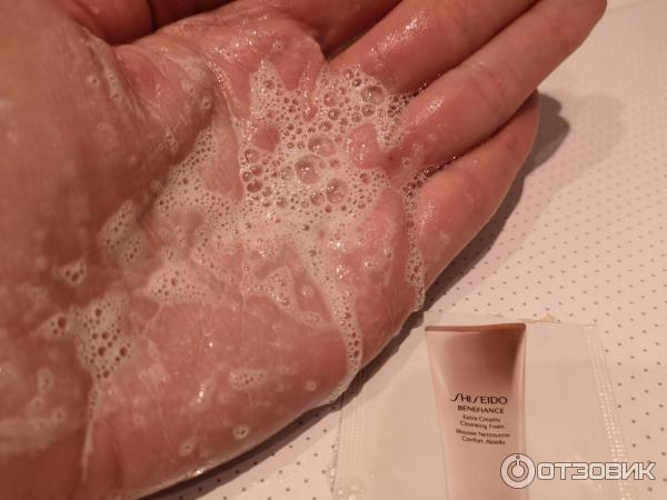 Очищающий мусс Shiseido Benefiance Cleansing foam mousse nettoyante enrichie фото