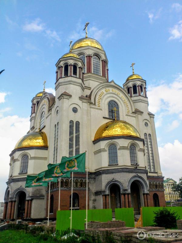 Храм-на Крови (Россия, Екатеринбург) фото