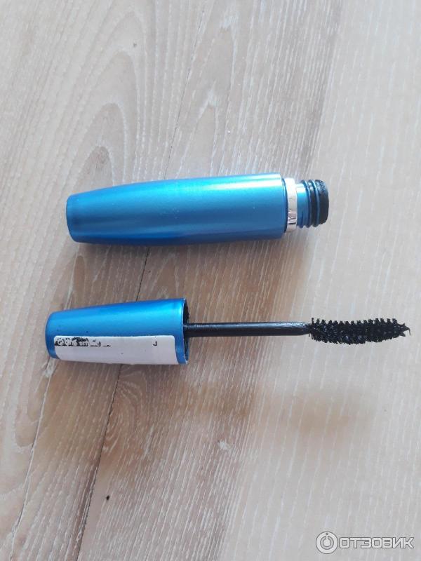 Тушь для ресниц Maybelline Volum Express Curved Brush фото