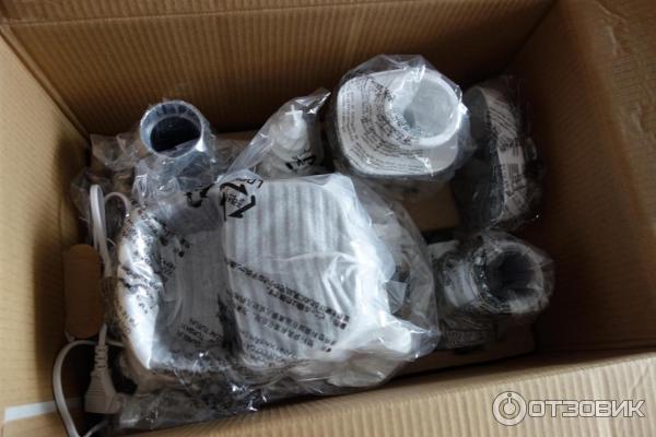 Электрическая мясорубка Philips HR 2714 30