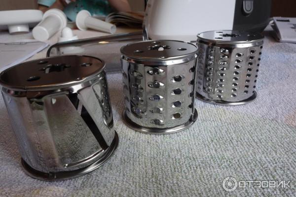 Электрическая мясорубка Philips HR 2714 30