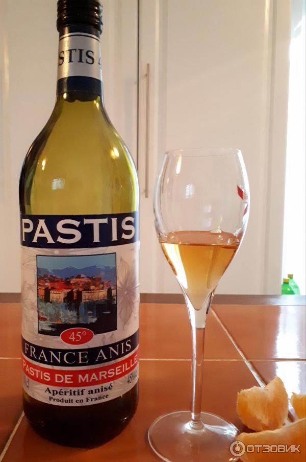 Pastis неразбавленный и общий вид бутылки