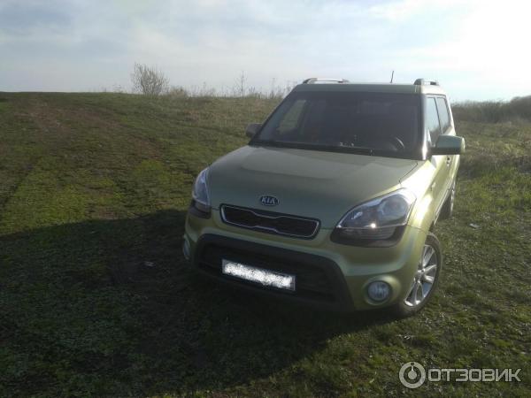 Автомобиль KIA Soul II кроссовер фото