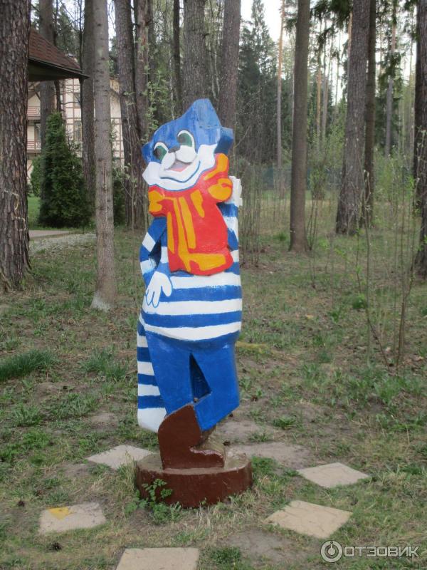 аллея котов